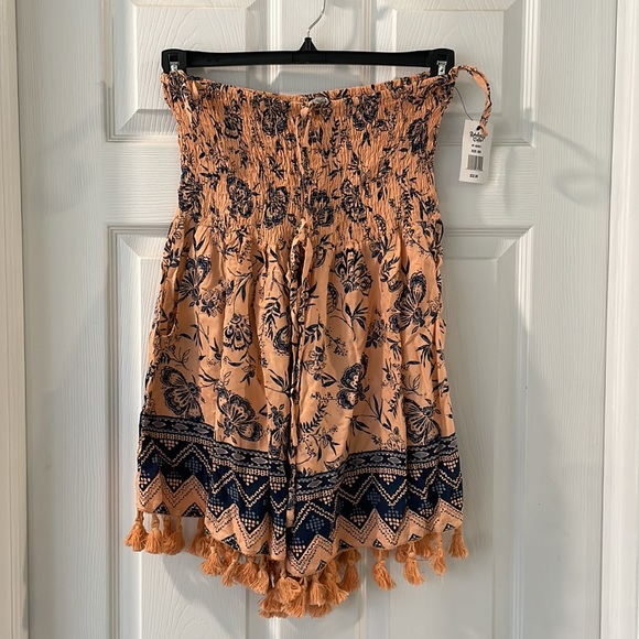 Disney Animal Kingdom Rompers- Size M, New w/o tag - Picture 6 of 8